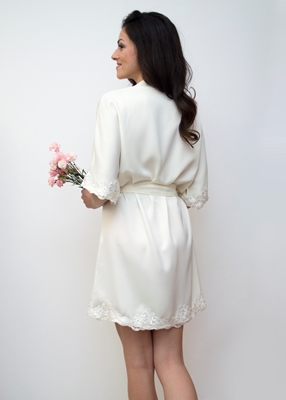 IVORINE LACE TRIM ROBE